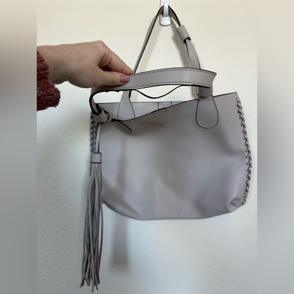 Noir Luxe | mid size grey tote - Picture 5 of 6